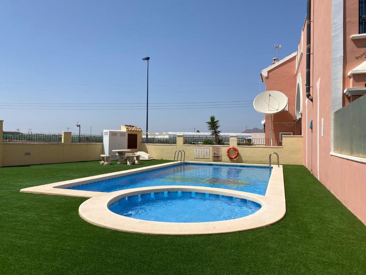 Calle Carlos Primero, Roda Exterior photo