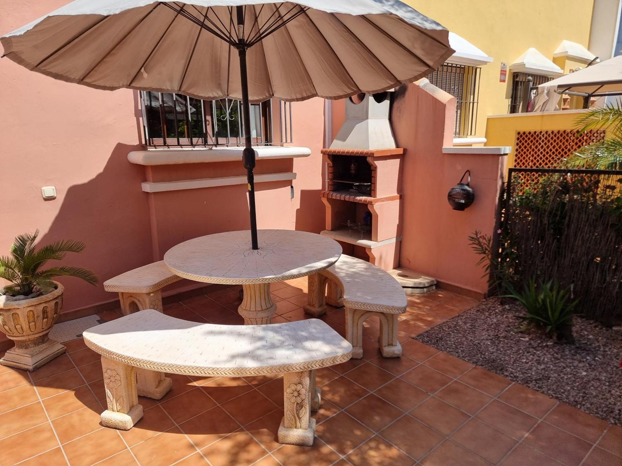 Calle Carlos Primero, Roda Exterior photo